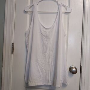 Women’s White Scoop Neck Tank Top Essential Staple Capsule Workout